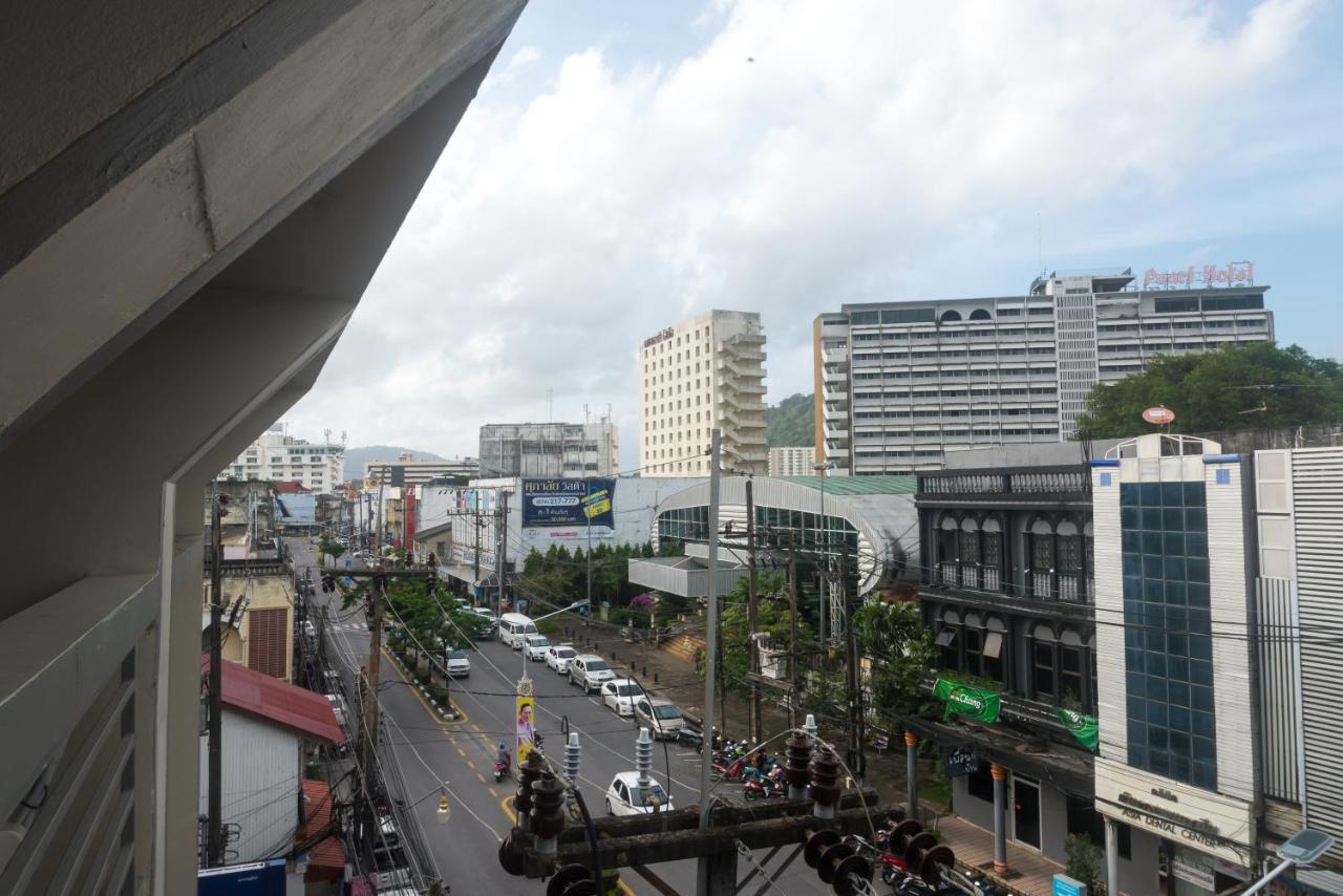 Green Leaf Hostel Phuket Екстериор снимка