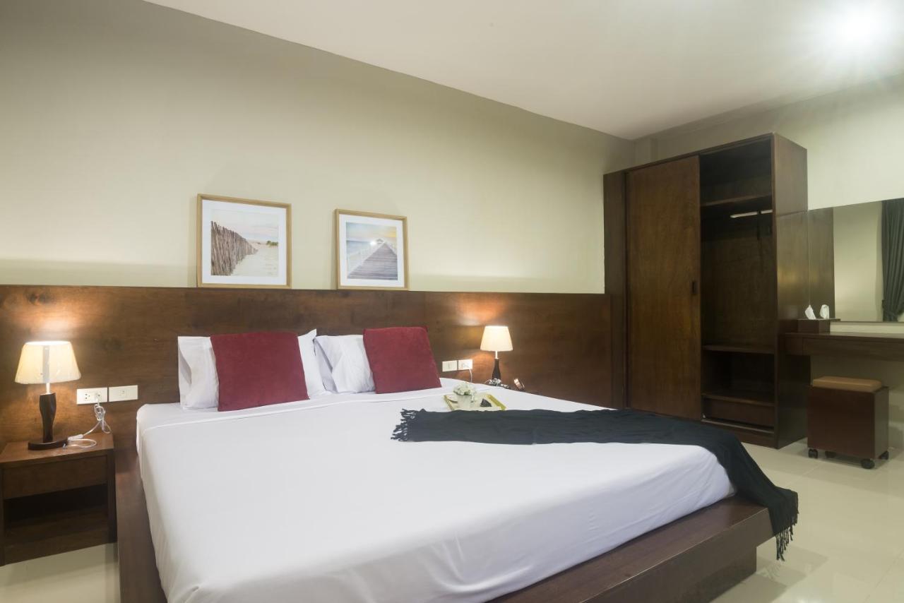 Green Leaf Hostel Phuket Екстериор снимка