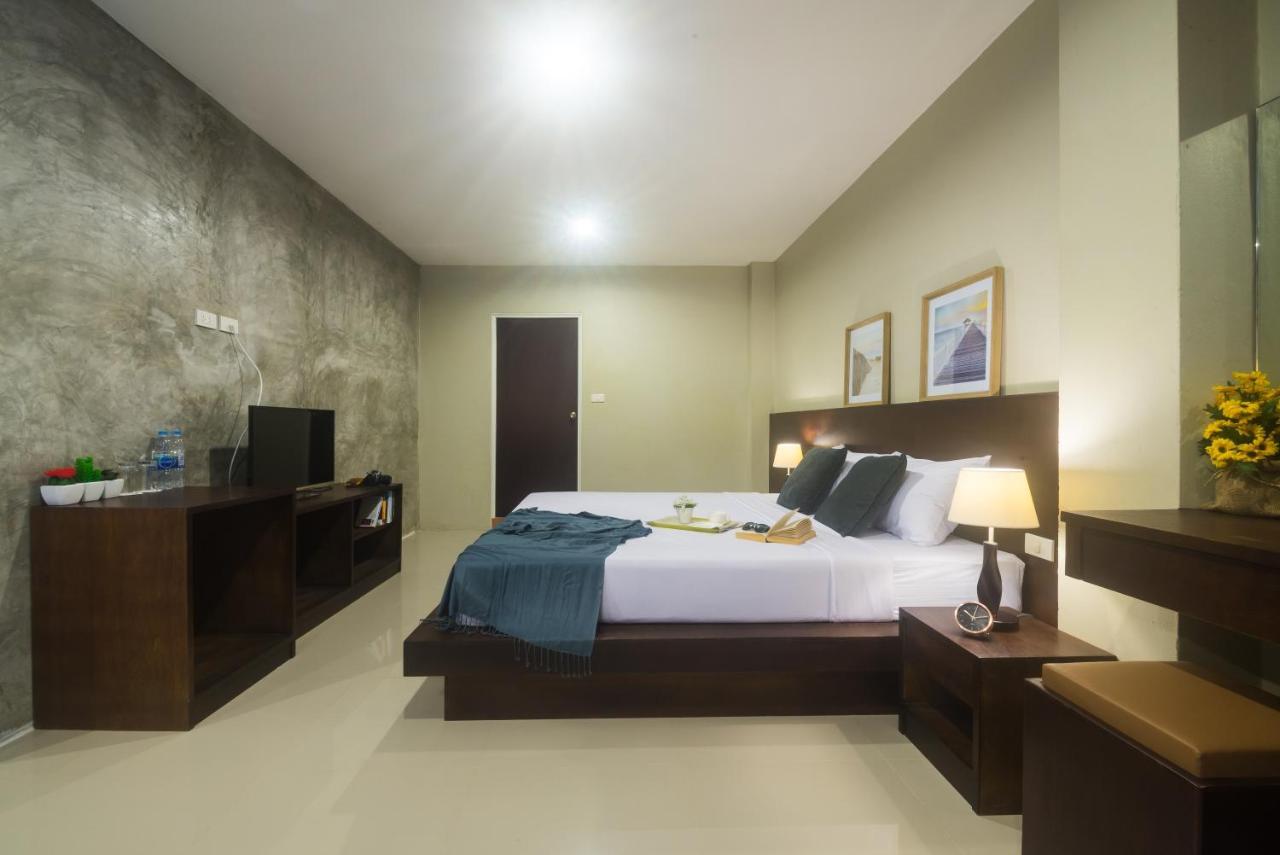 Green Leaf Hostel Phuket Екстериор снимка