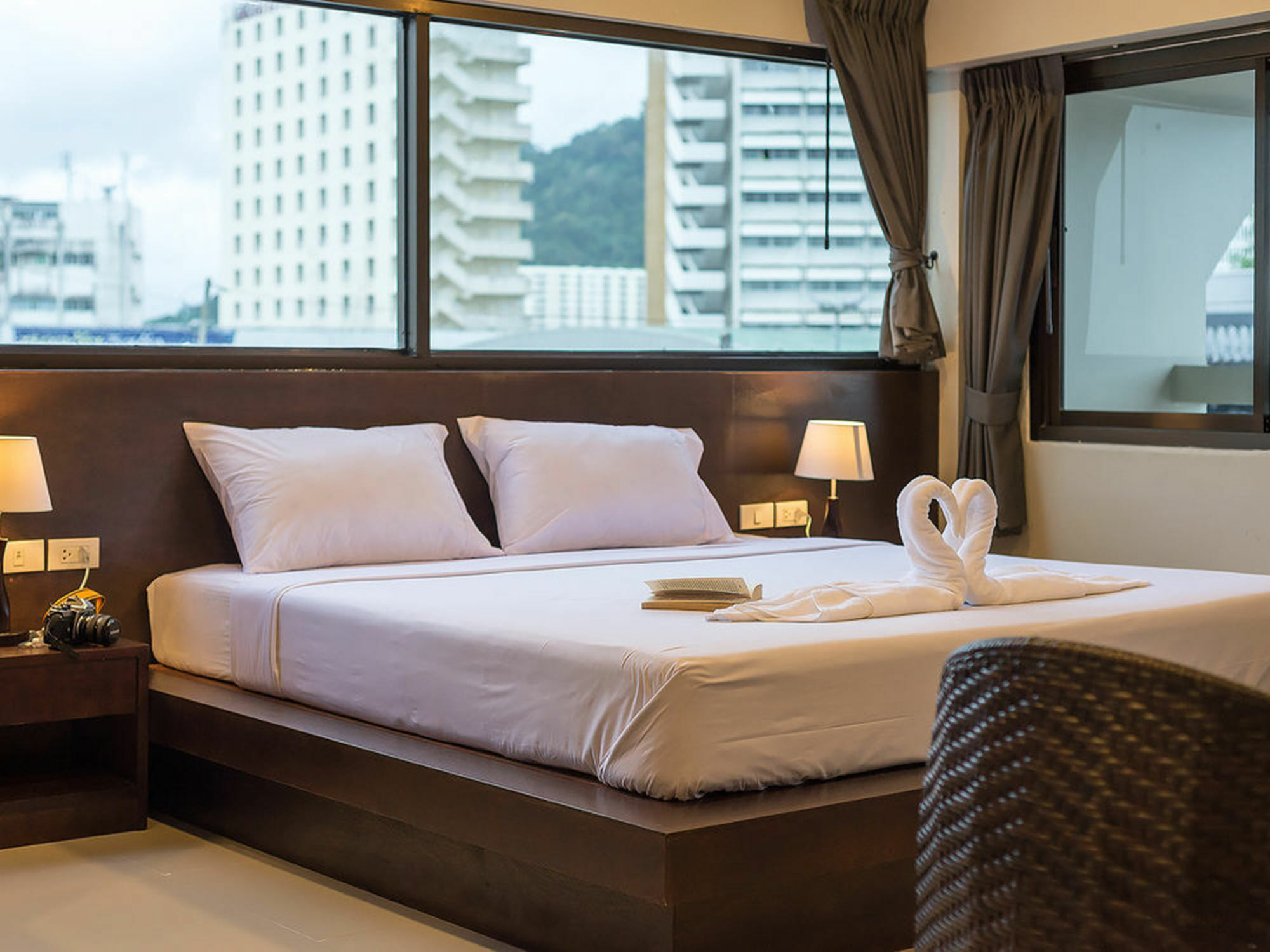 Green Leaf Hostel Phuket Екстериор снимка