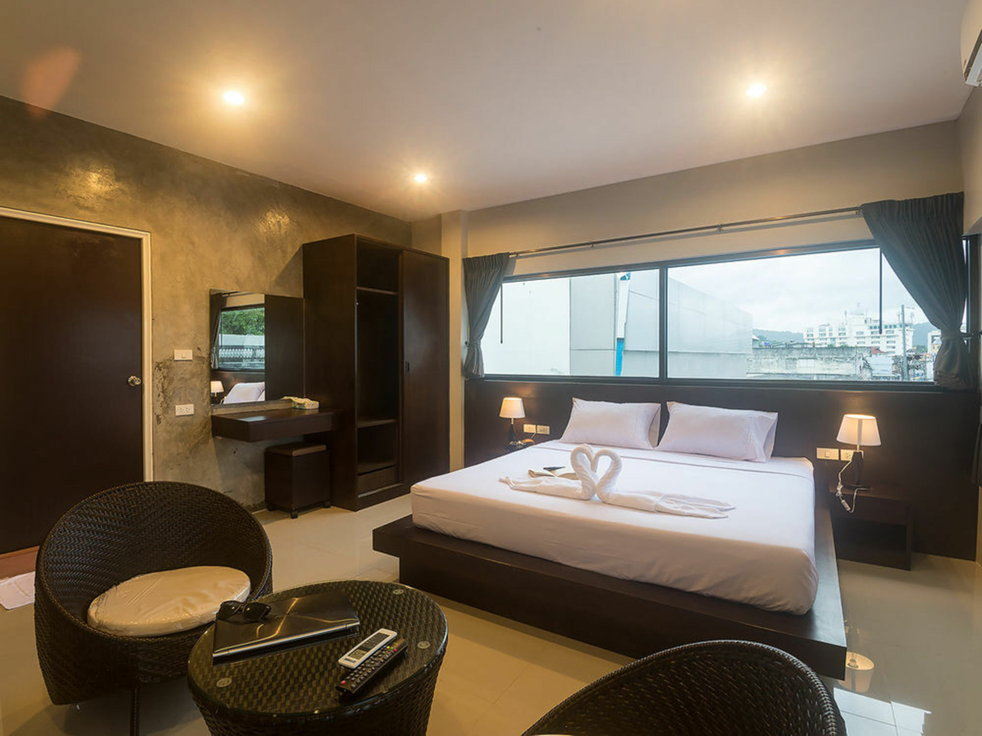Green Leaf Hostel Phuket Екстериор снимка