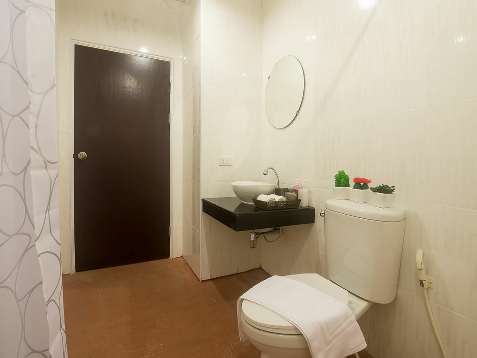 Green Leaf Hostel Phuket Екстериор снимка
