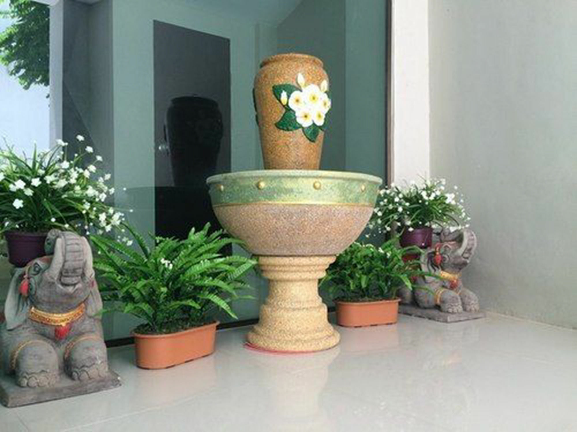 Green Leaf Hostel Phuket Екстериор снимка